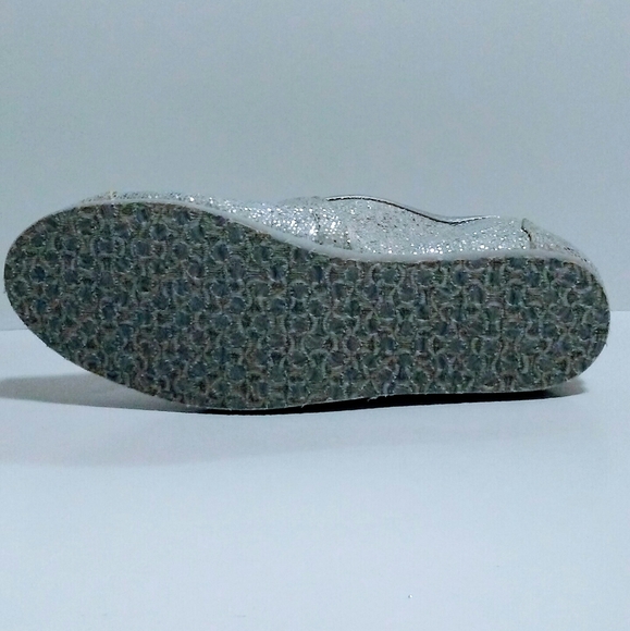 TOMS Silver Glitter - Picture 3 of 4